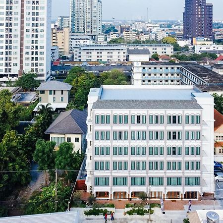 Vst Punnawithi Hotel Bangkok Bagian luar foto