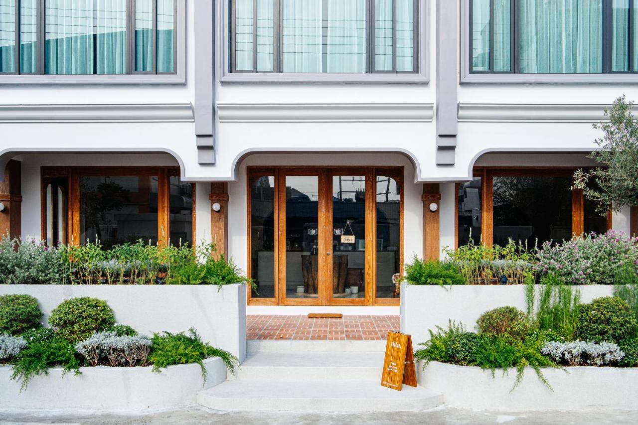 Vst Punnawithi Hotel Bangkok Bagian luar foto